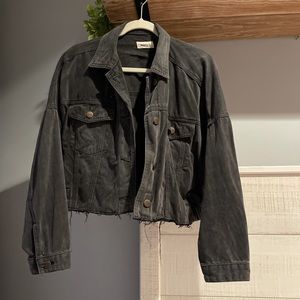 Cropped denim jacket